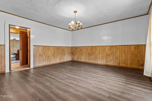 $465,000 | 4025 Fox Creek Road, Mouth Of Wilson, VA 24363