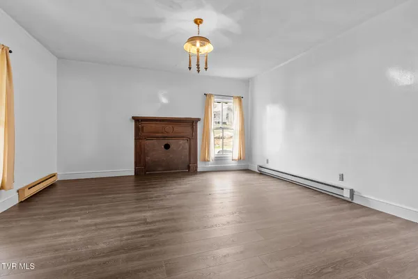 $465,000 | 4025 Fox Creek Road, Mouth Of Wilson, VA 24363