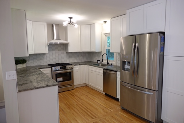 8109 Lea Road Bloomington, MN 55438 - Photo 3 of 22 Gallery Image 3