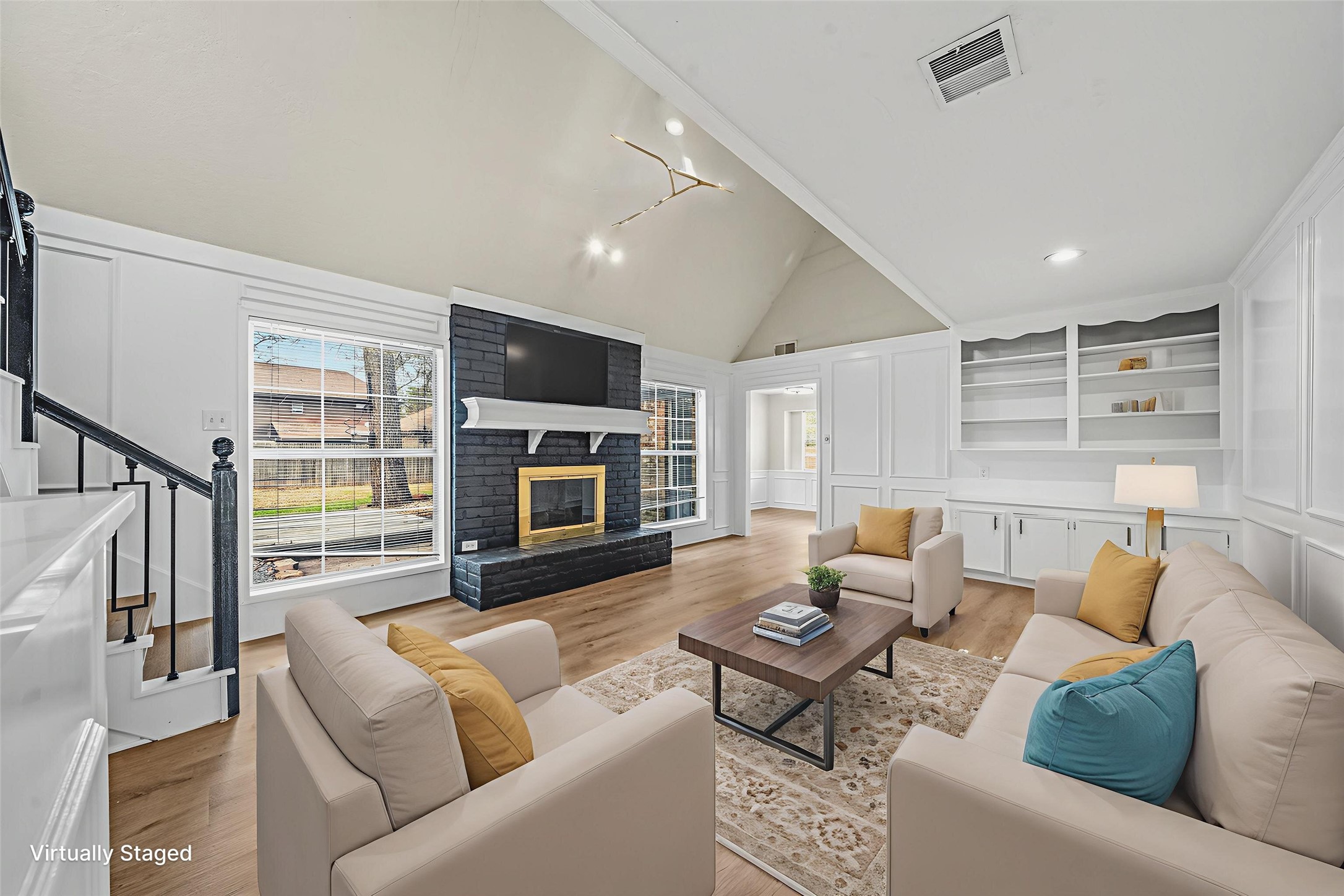 119 Laura Lane Conroe, TX 77385 - Photo 14 of 49