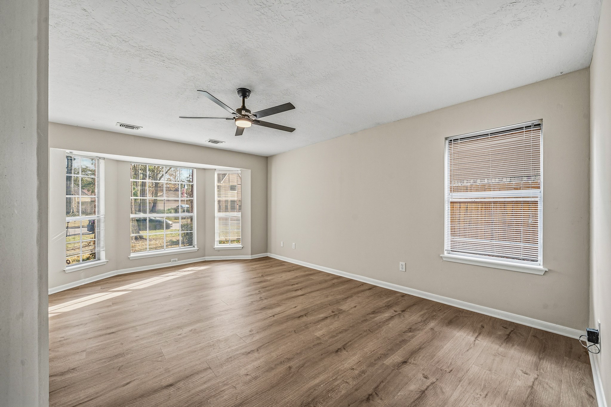 119 Laura Lane Conroe, TX 77385 - Photo 26 of 49