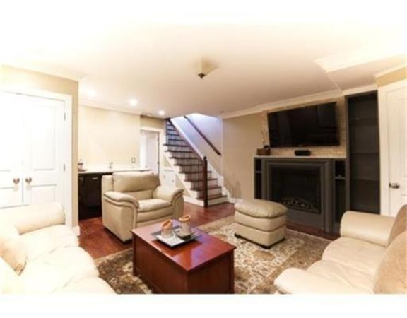 184 K Street, Unit 1 Boston, MA 02127 - Photo 11 of 26