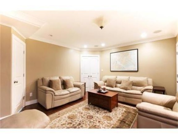 184 K Street, Unit 1 Boston, MA 02127 - Photo 12 of 26