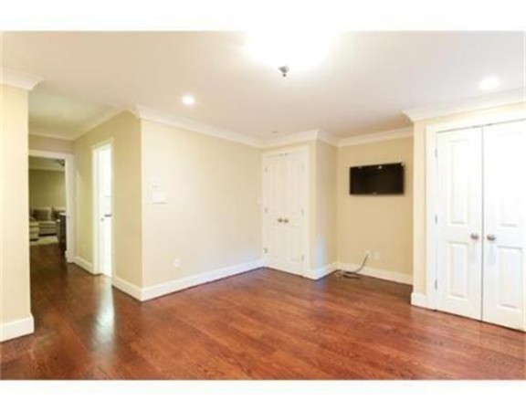 184 K Street, Unit 1 Boston, MA 02127 - Photo 13 of 26