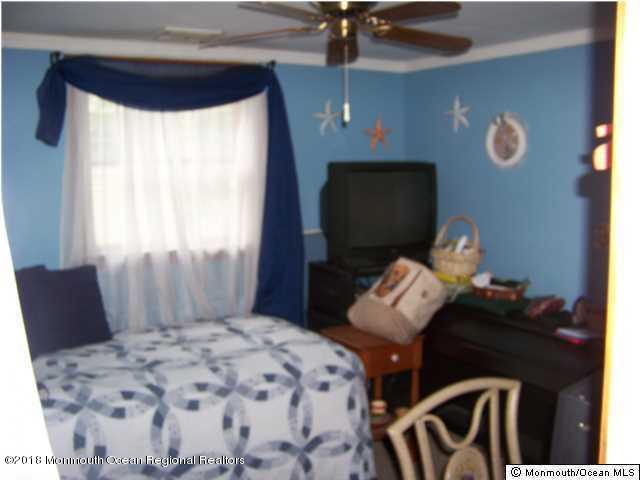 79 Oak Knoll Road Waretown, NJ 08758 - Photo 20 of 24 Bedroom 3