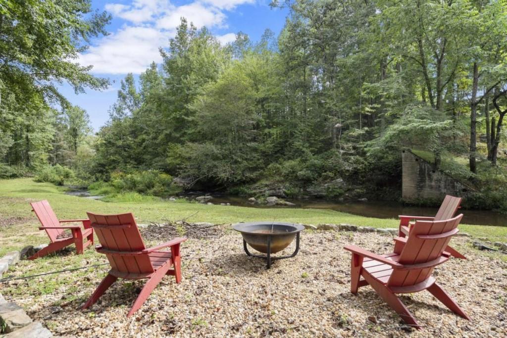 530 Burleson Road Ellijay, GA 30536 - Photo 4 of 82