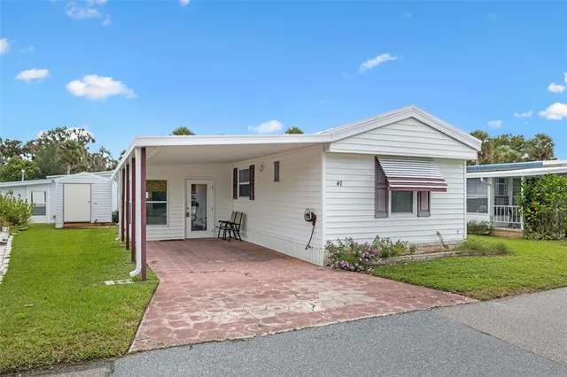 $119,000 | 47 Cocos Plumosa Drive, Eustis, FL 32726