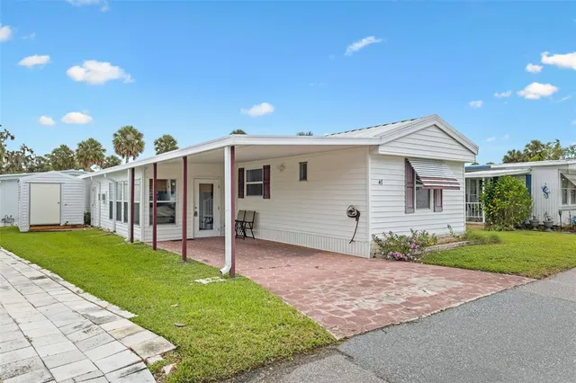 $119,000 | 47 Cocos Plumosa Drive, Eustis, FL 32726