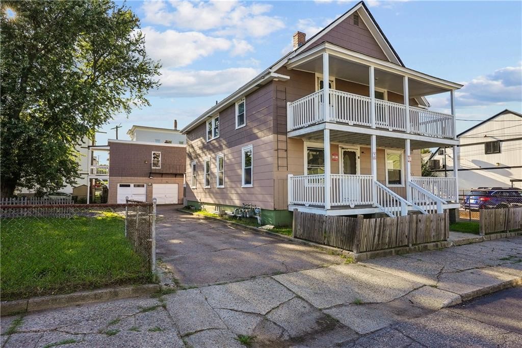 27 Heroux Avenue Woonsocket, RI 02895 - Photo 3 of 12
