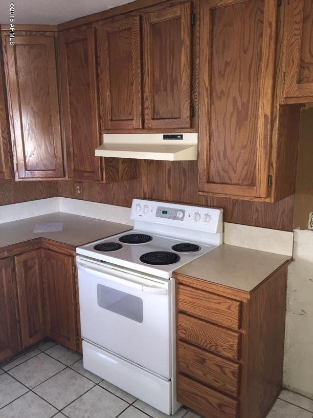 5631 West Mountain View Road Glendale, AZ 85302 - Photo 3 of 19 Kitchen 3