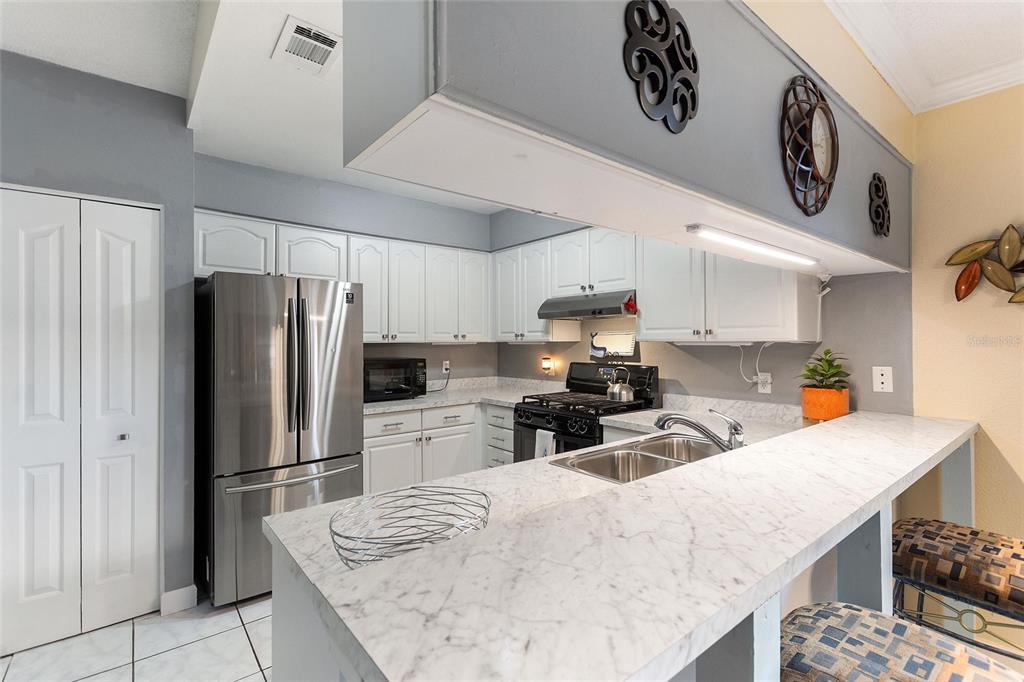 3305 Fox Ridge Drive Winter Haven, FL 33884 - Photo 7 of 28