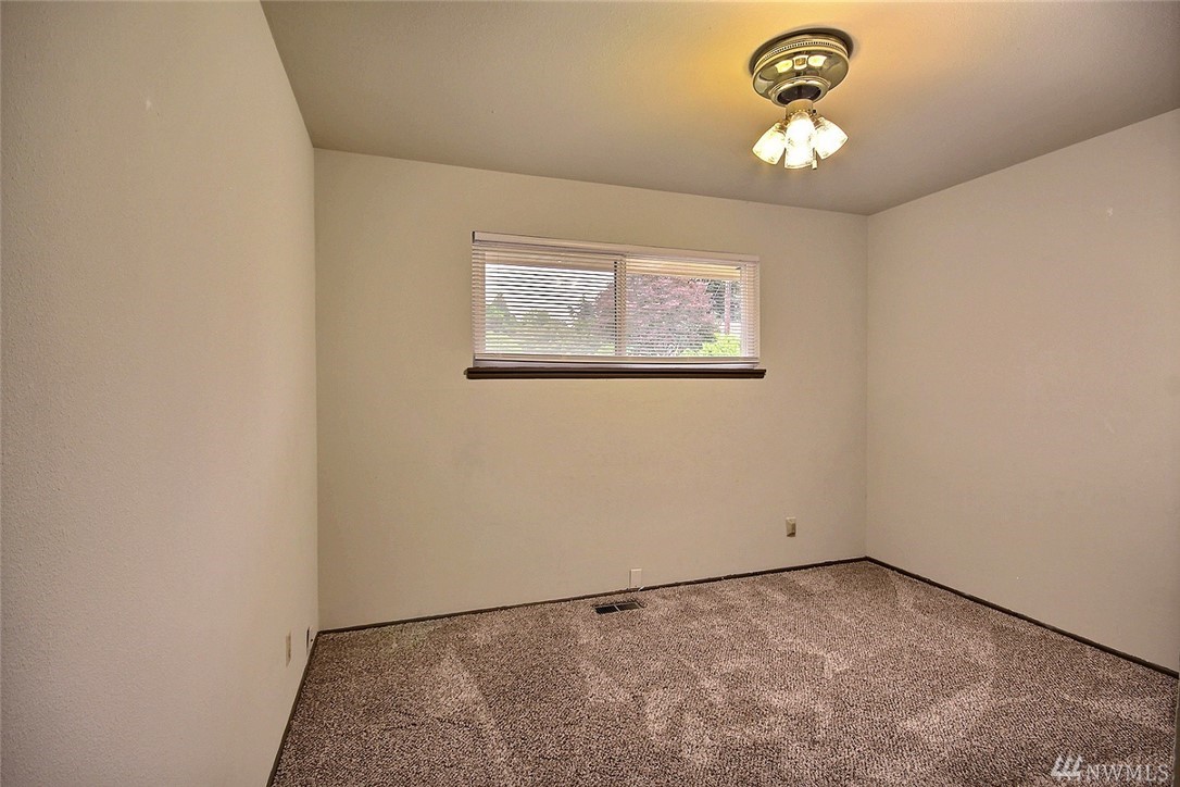 1440 North 28th Street Renton, WA 98056 - Photo 9 of 24