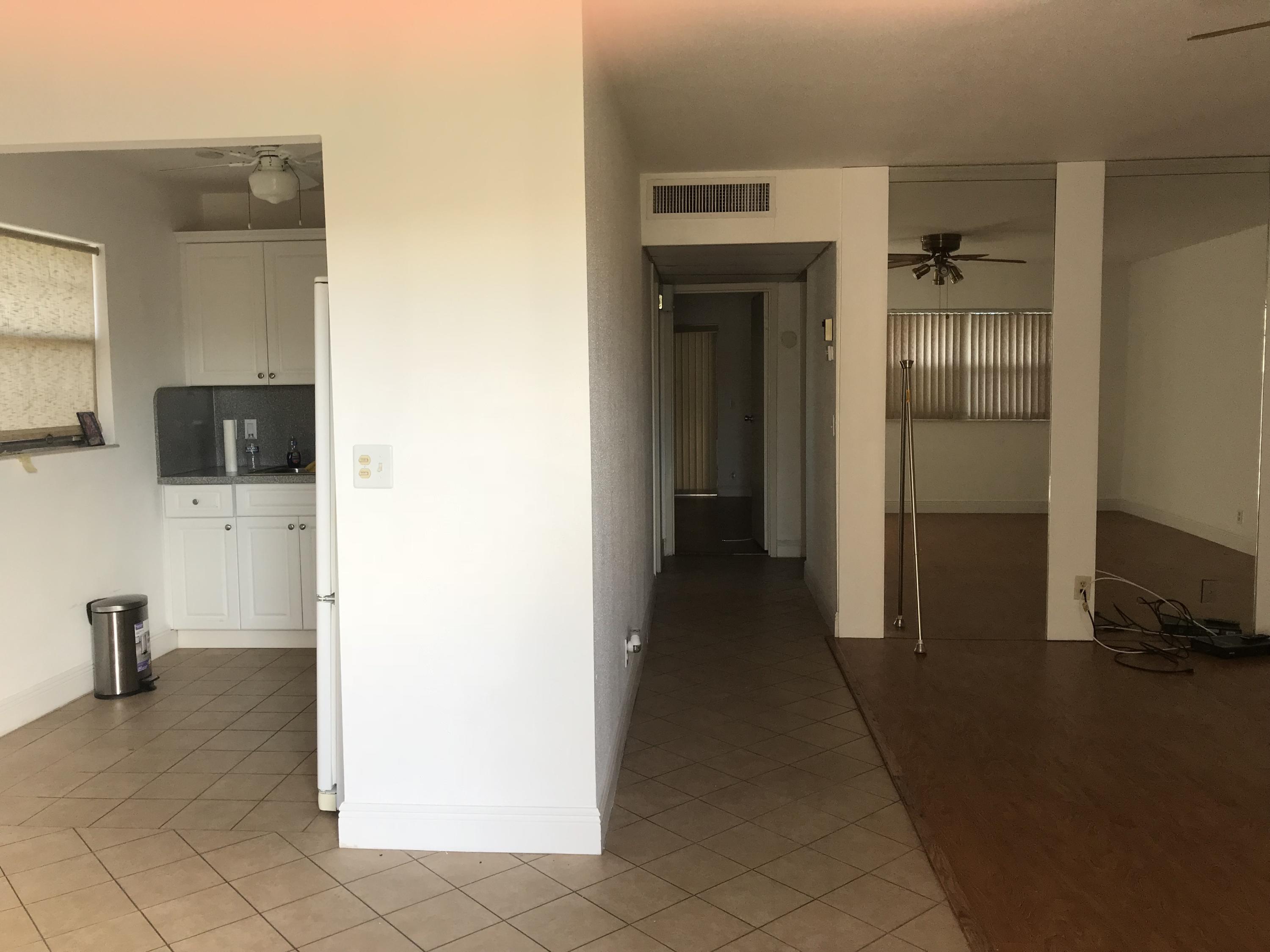 569 Monaco Way, Unit L569 Delray Beach, FL 33446 - Photo 11 of 14 entrance