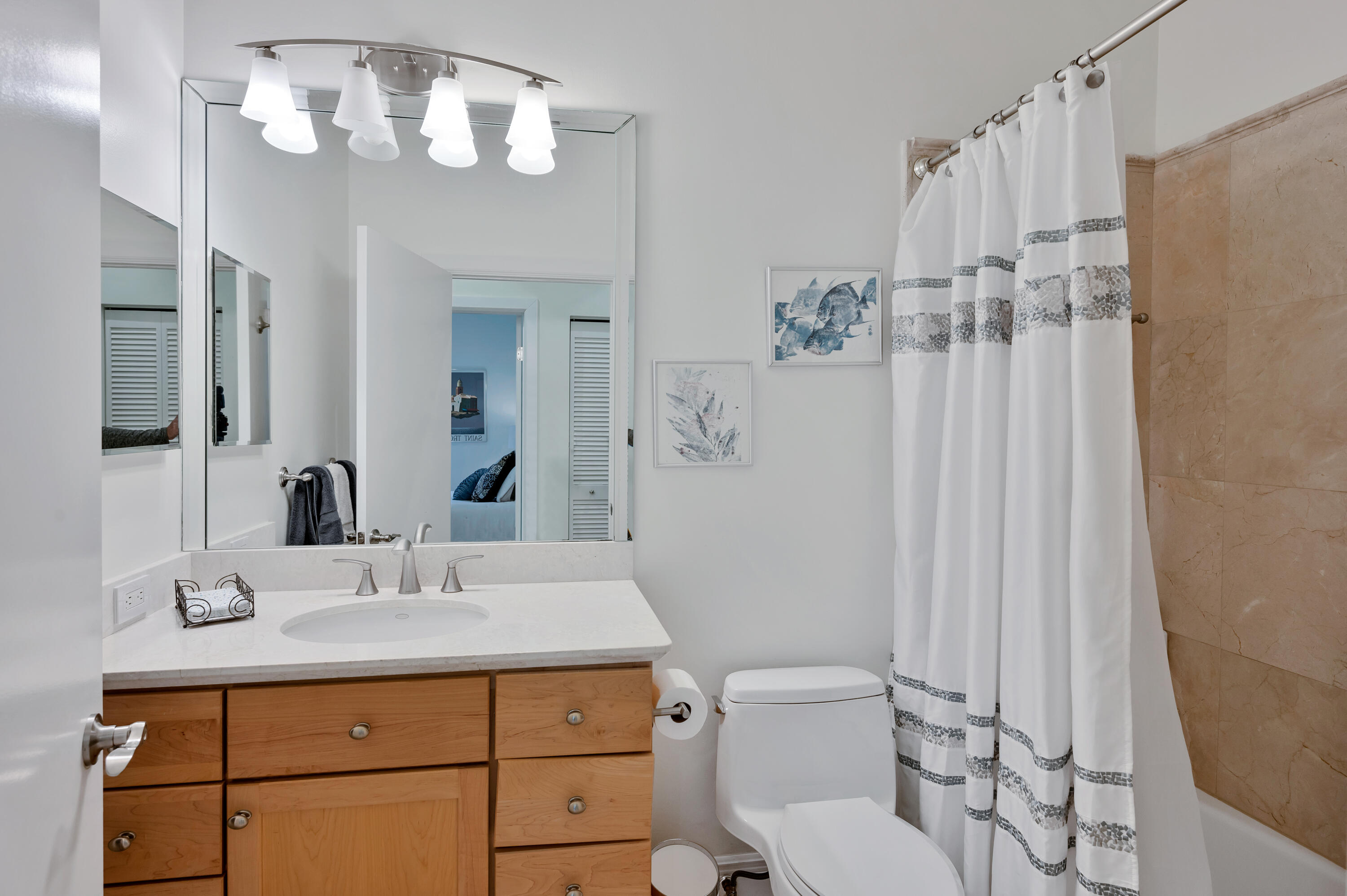 5422 Northwest 21st Avenue Boca Raton, FL 33496 - Photo 18 of 28 Bathroom