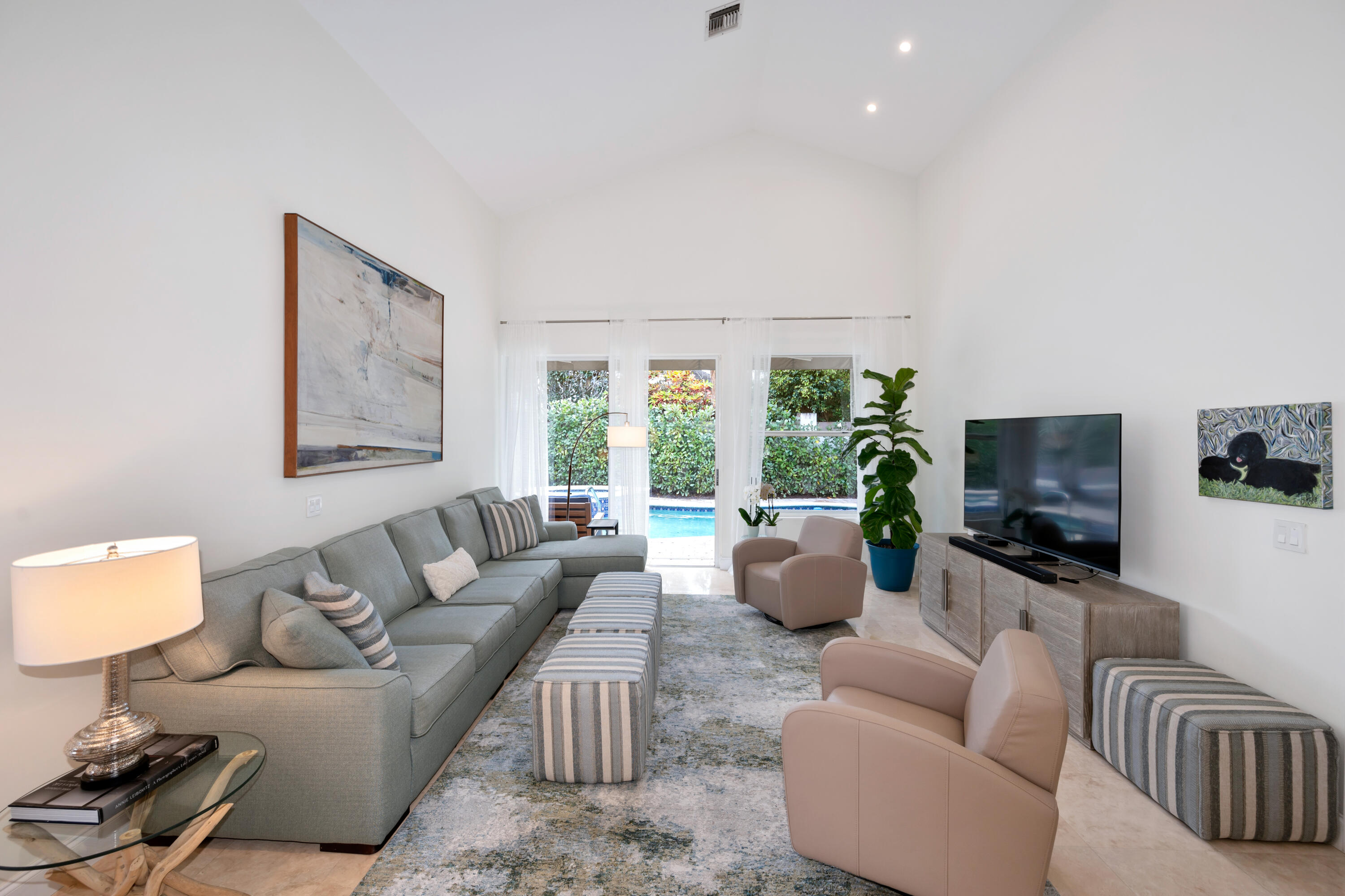 5422 Northwest 21st Avenue Boca Raton, FL 33496 - Photo 6 of 28 Living-Room