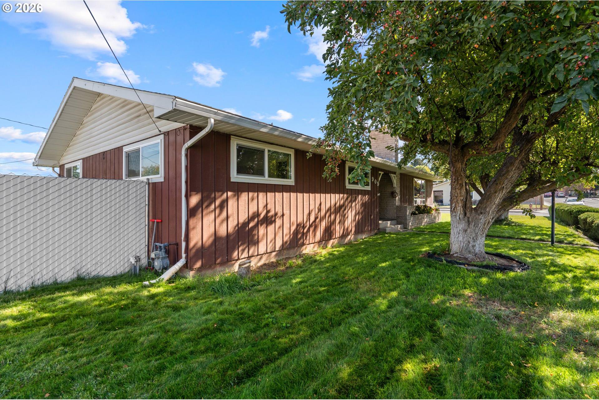 905 Southwest 4th Street Hermiston, OR 97838 - Photo 5 of 30 Gallery Image 5
