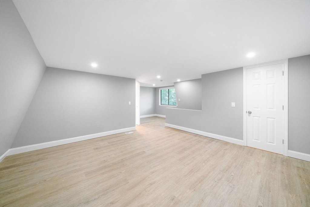21 Camardo Drive Wareham, MA 02571 - Photo 34 of 36 Gallery Image 34
