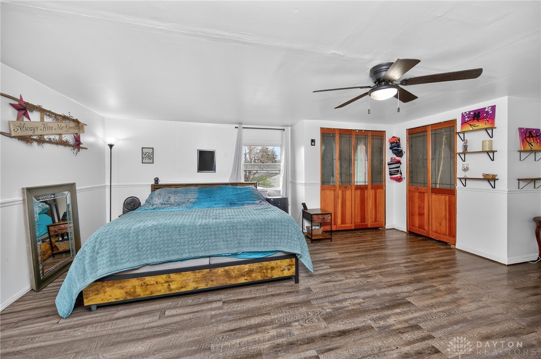 3301 Wildwood Road Middletown, OH 45042 - Photo 37 of 68 This spacious bedroom offers ample space and a cozy atmosphere.