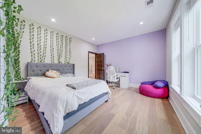 $2,295,000 | 9908 Blake Lane, Oakton, VA 22124