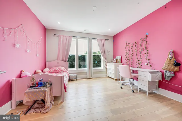 $2,295,000 | 9908 Blake Lane, Oakton, VA 22124