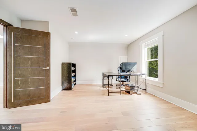 $2,295,000 | 9908 Blake Lane, Oakton, VA 22124