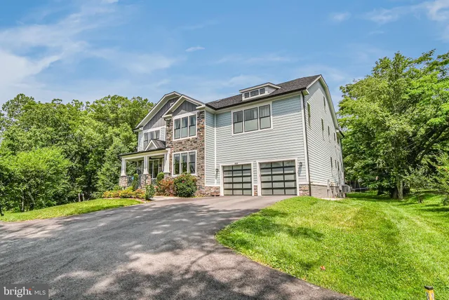 $2,295,000 | 9908 Blake Lane, Oakton, VA 22124