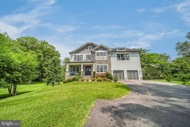 $2,295,000 | 9908 Blake Lane, Oakton, VA 22124