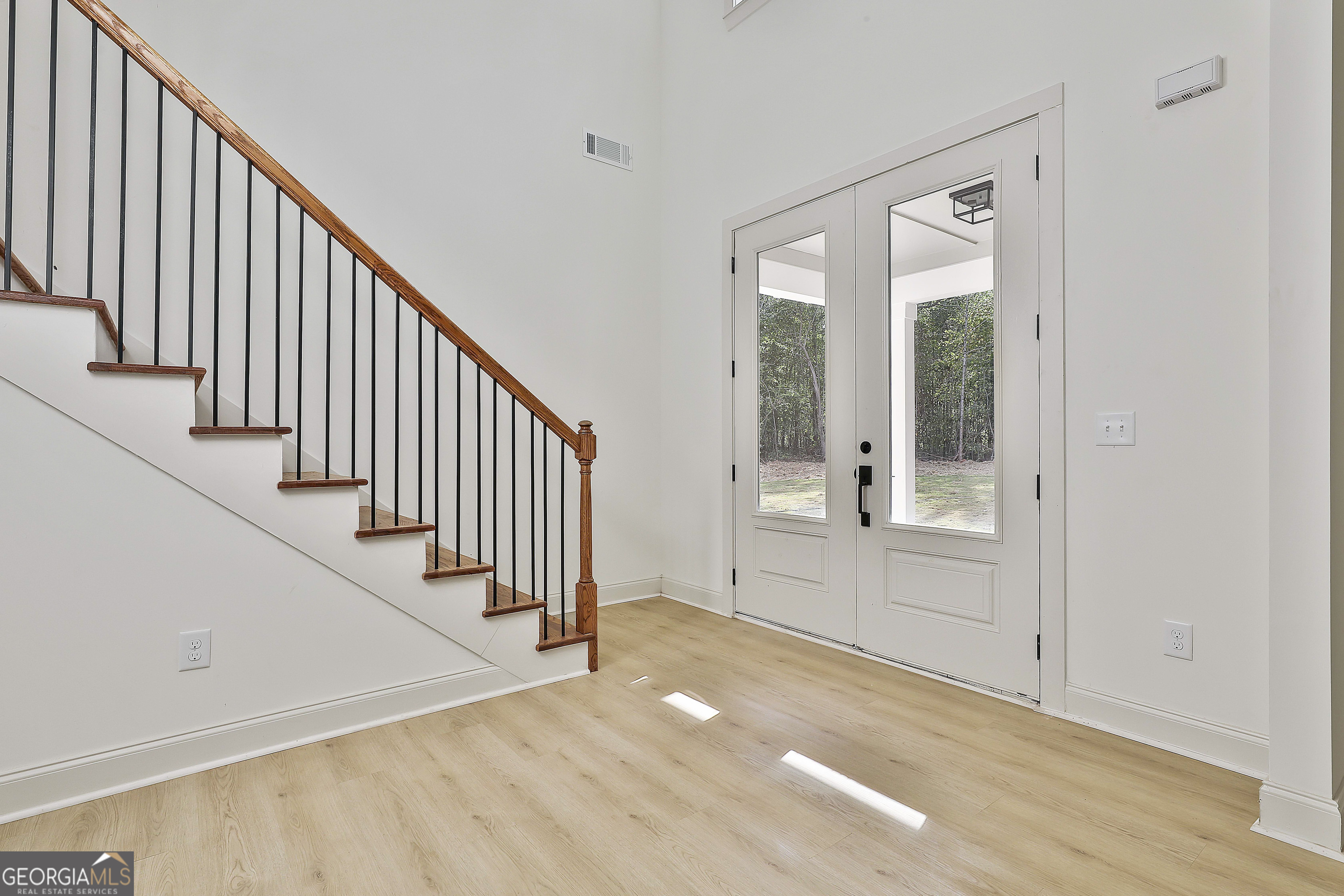 651 Burg Road Locust Grove, GA 30248 - Photo 7 of 37