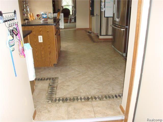 644 East Buell Road Rochester, MI 48306 - Photo 9 of 34 GetMedia10.jpg