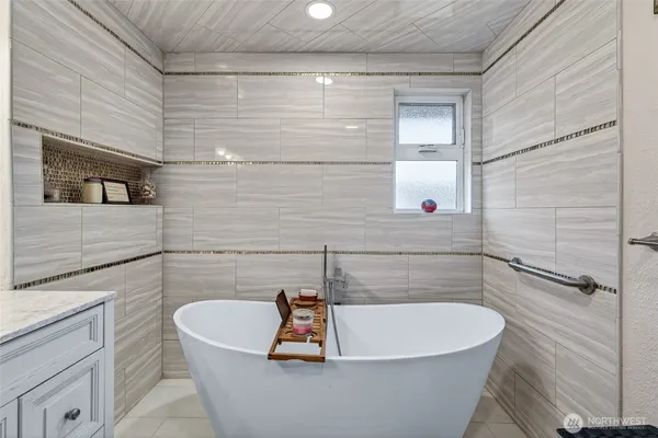 $435,000 | 33018 G Place, Ocean Park, WA 98640