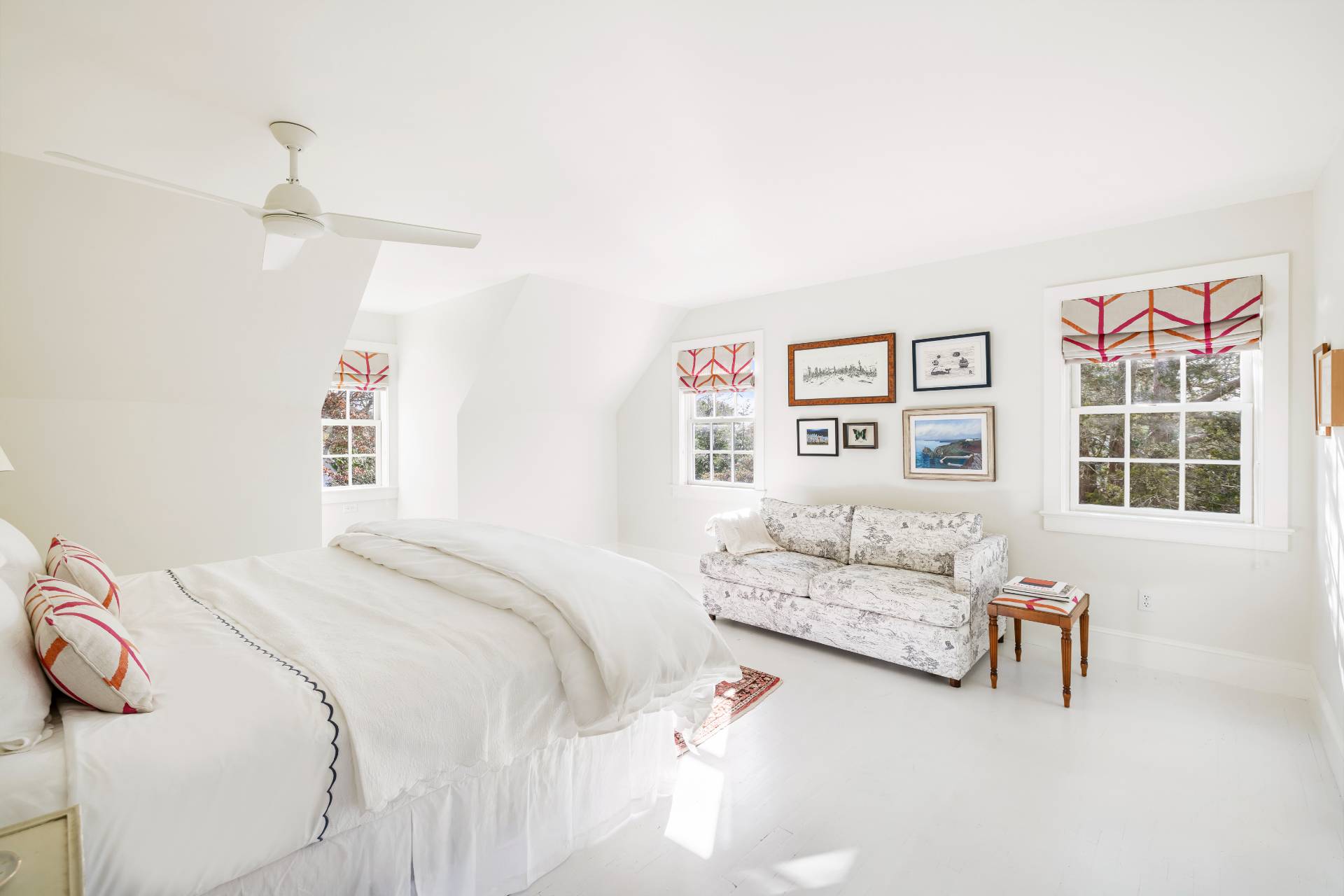 267 Meadows West Bridgehampton, NY 11932 - Photo 11 of 27 a bedroom with a bed and a couch