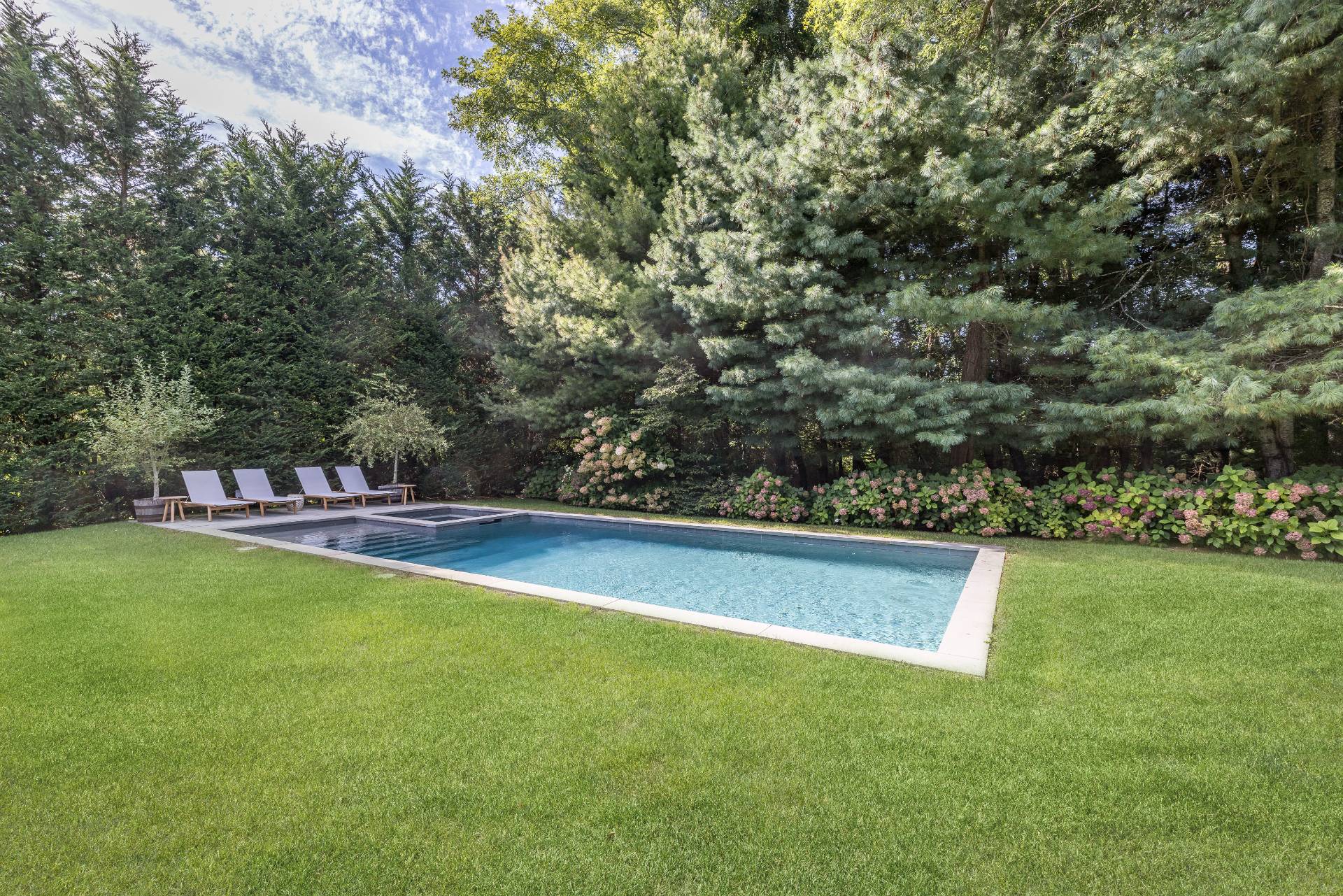 267 Meadows West Bridgehampton, NY 11932 - Photo 26 of 27 a view of a back yard