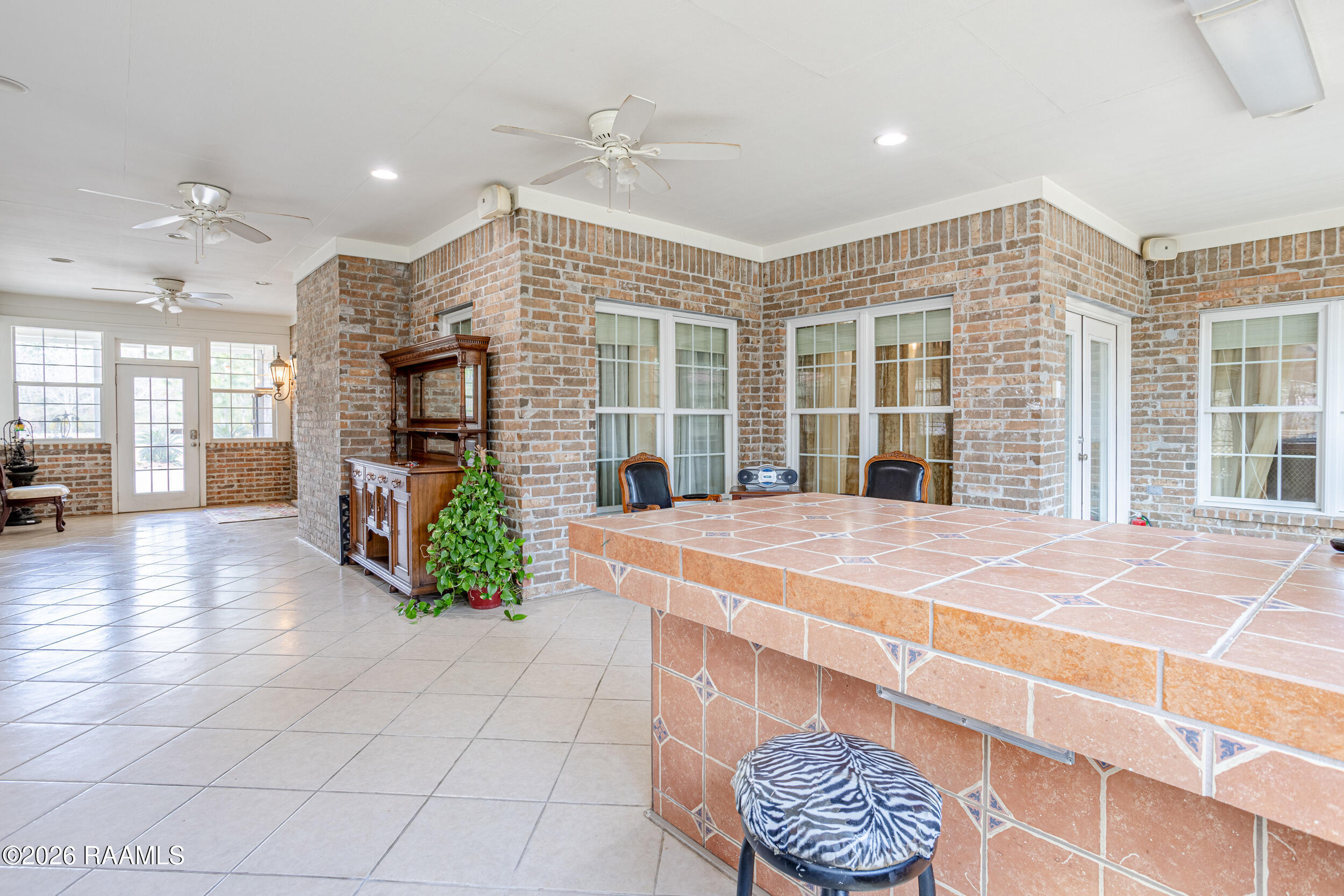 130 Percy Road Lafayette, LA 70506 - Photo 18 of 49 130 Percy Road outdoor kitchen 2
