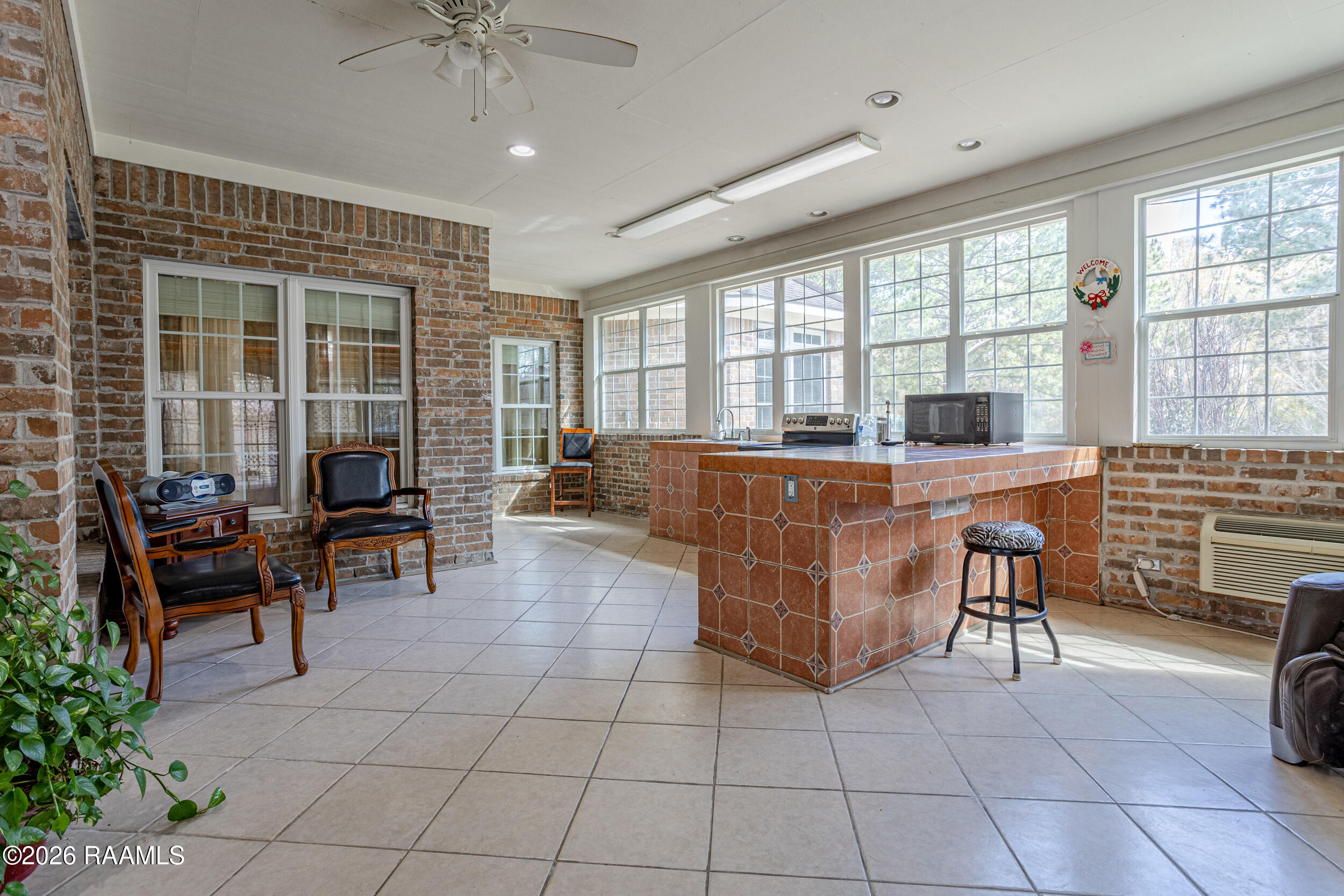 130 Percy Road Lafayette, LA 70506 - Photo 19 of 49 130 Percy Road outdoor kitchen