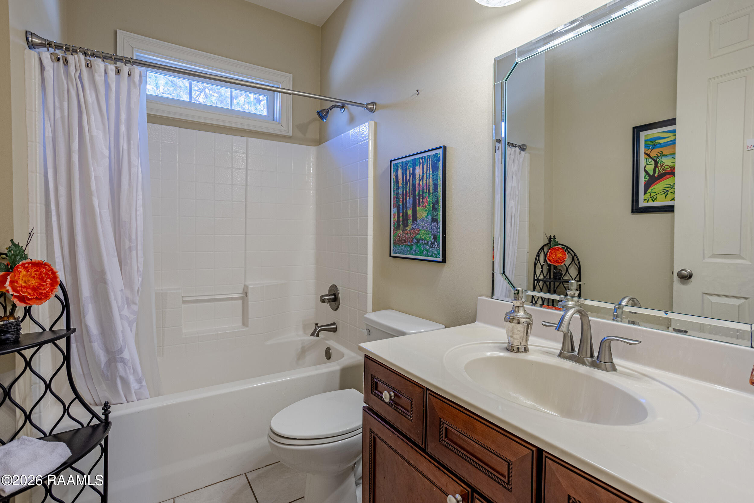 130 Percy Road Lafayette, LA 70506 - Photo 31 of 49 130 Percy Road 3rd bathroom