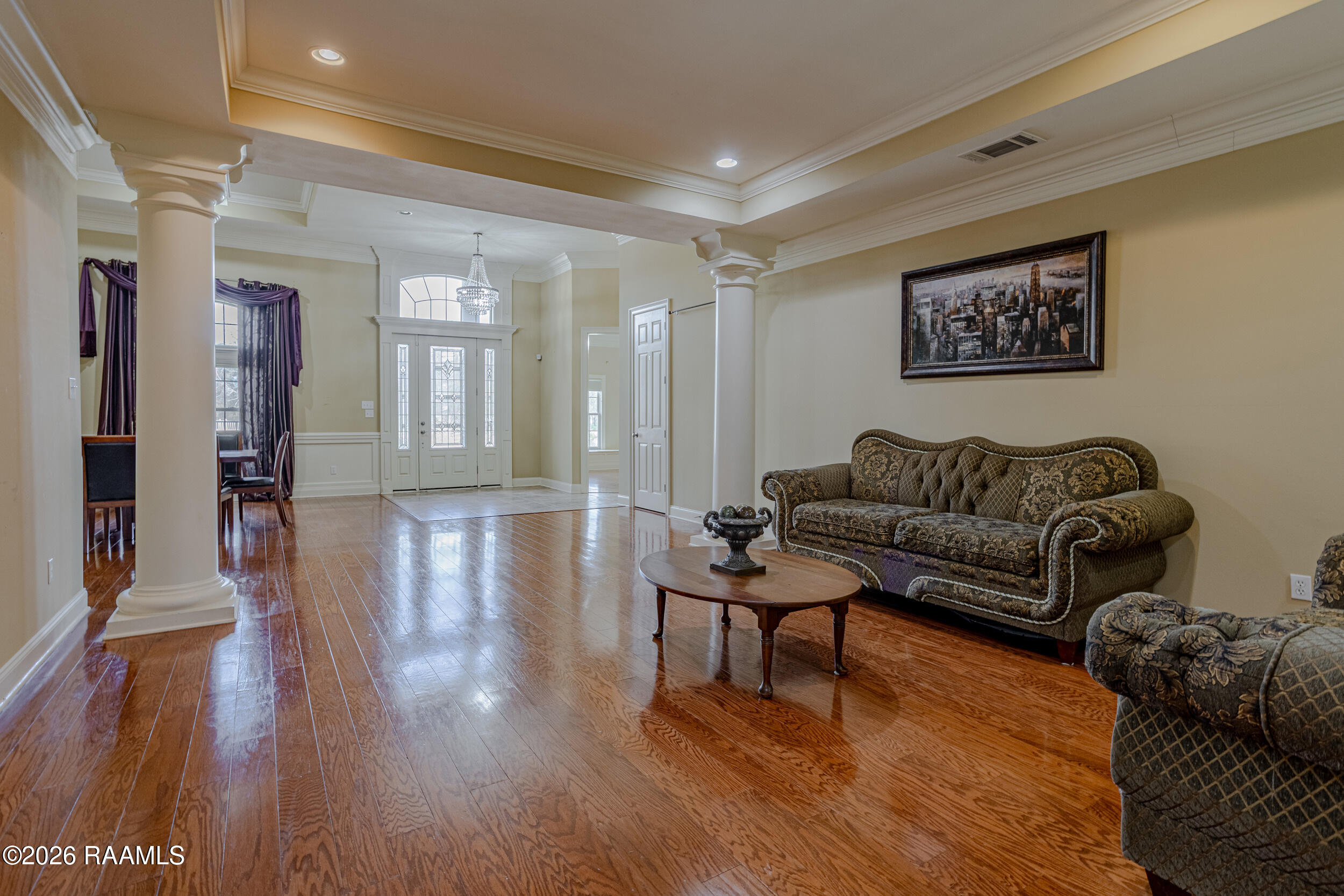 130 Percy Road Lafayette, LA 70506 - Photo 10 of 49 130 Percy Road living room