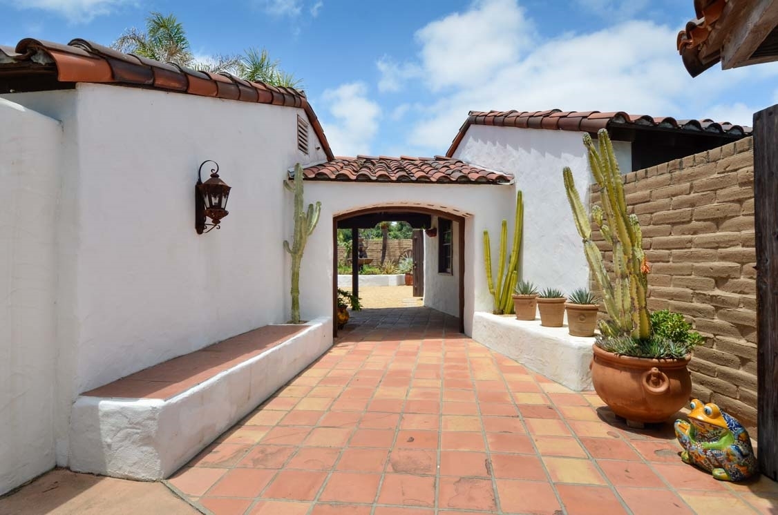 134 Morro Hills Road Fallbrook, CA 92028 - Photo 5 of 25