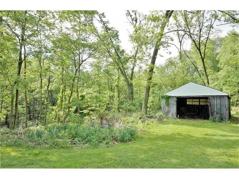 4076 Glasgow Road Valencia, PA 16059 - Photo 6 of 20 Large outbuilding on the property!