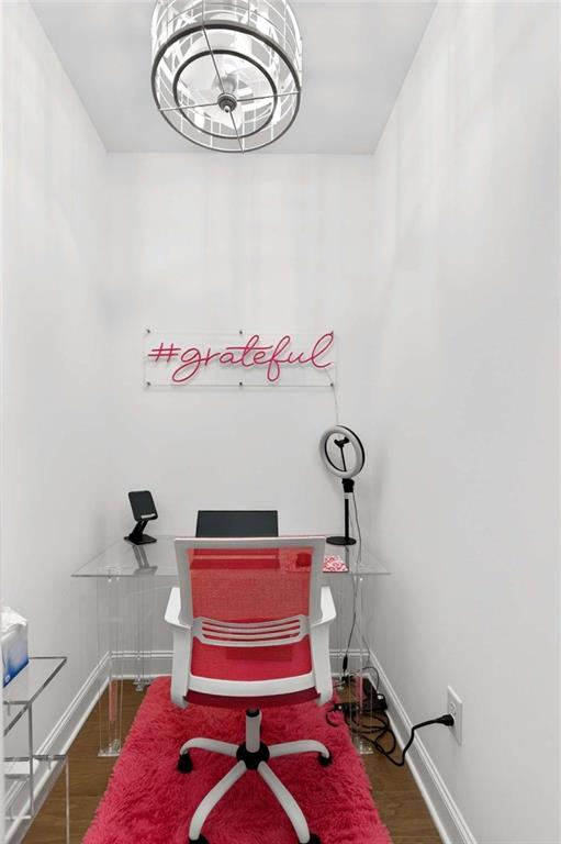 6786 Encore Boulevard Atlanta, GA 30328 - Photo 21 of 31 a room with gym equipment