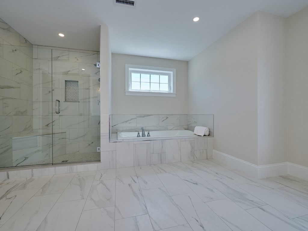 14 Regis Road Arlington, MA 02474 - Photo 20 of 42 Gallery Image 20