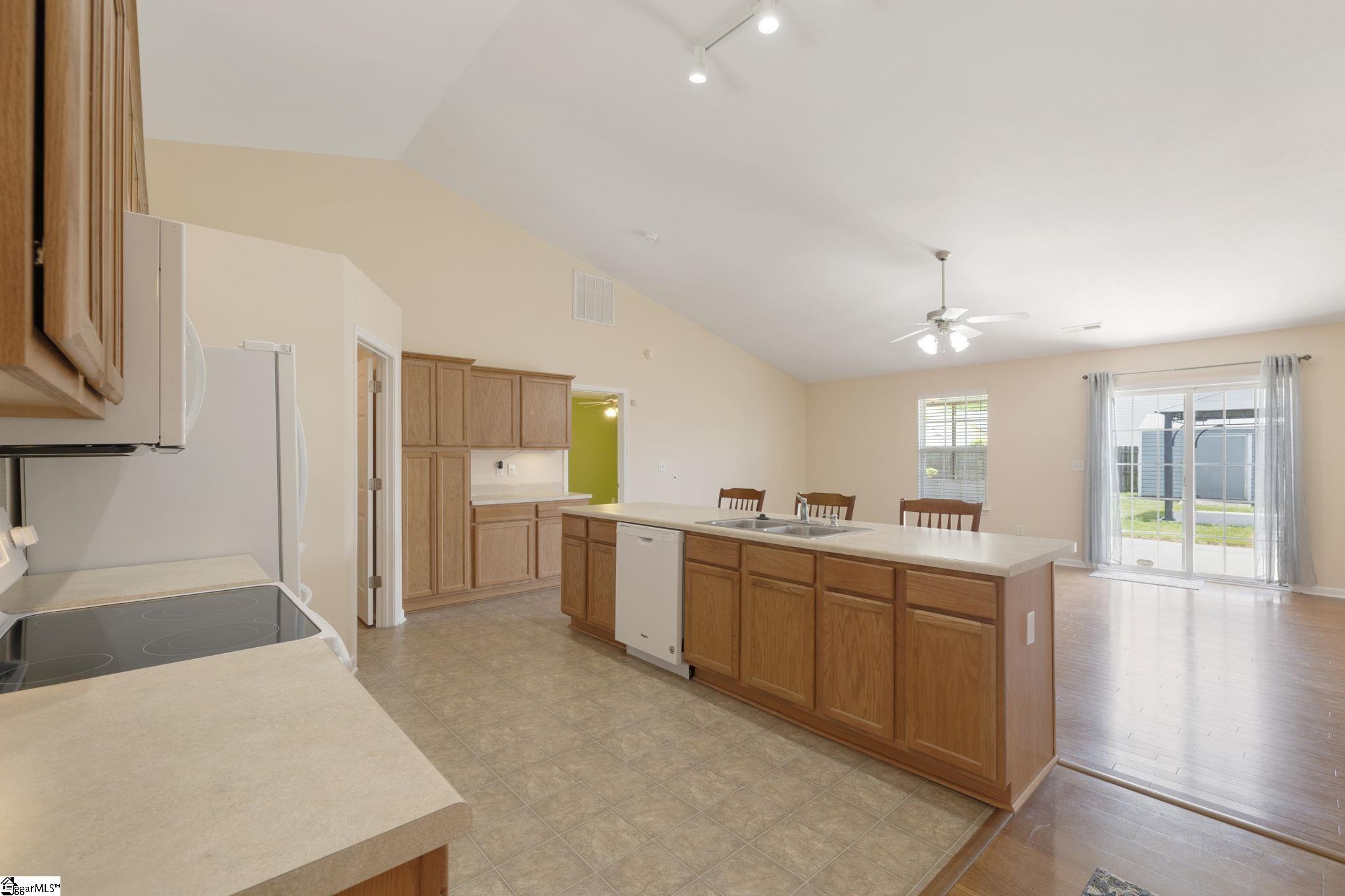 2 Rosehill Place Fountain Inn, SC 29644 - Photo 13 of 36 Gallery Image 13