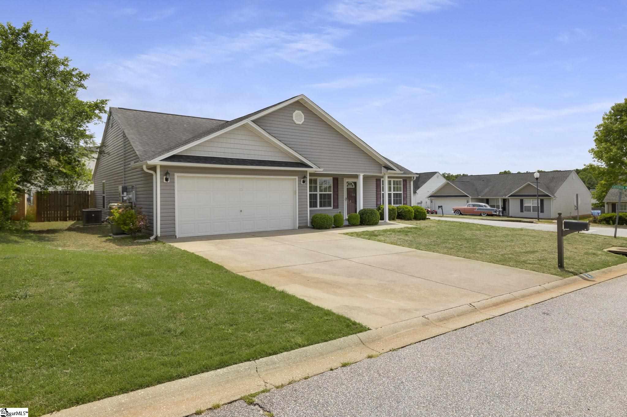 2 Rosehill Place Fountain Inn, SC 29644 - Photo 3 of 36 Gallery Image 3