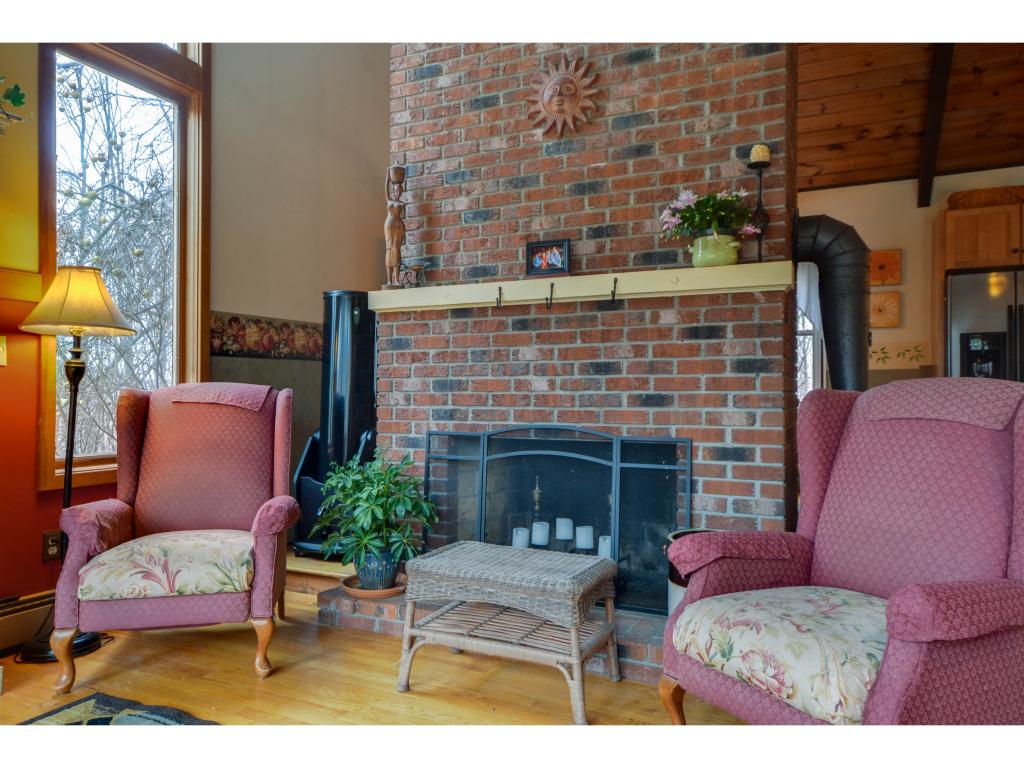 747 Stonefence Road Richmond, VT 05477 - Photo 8 of 31 Gallery Image 8