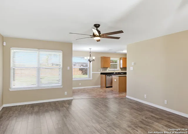 $1,850 | 8905 Pinseeker, Selma, TX 78154