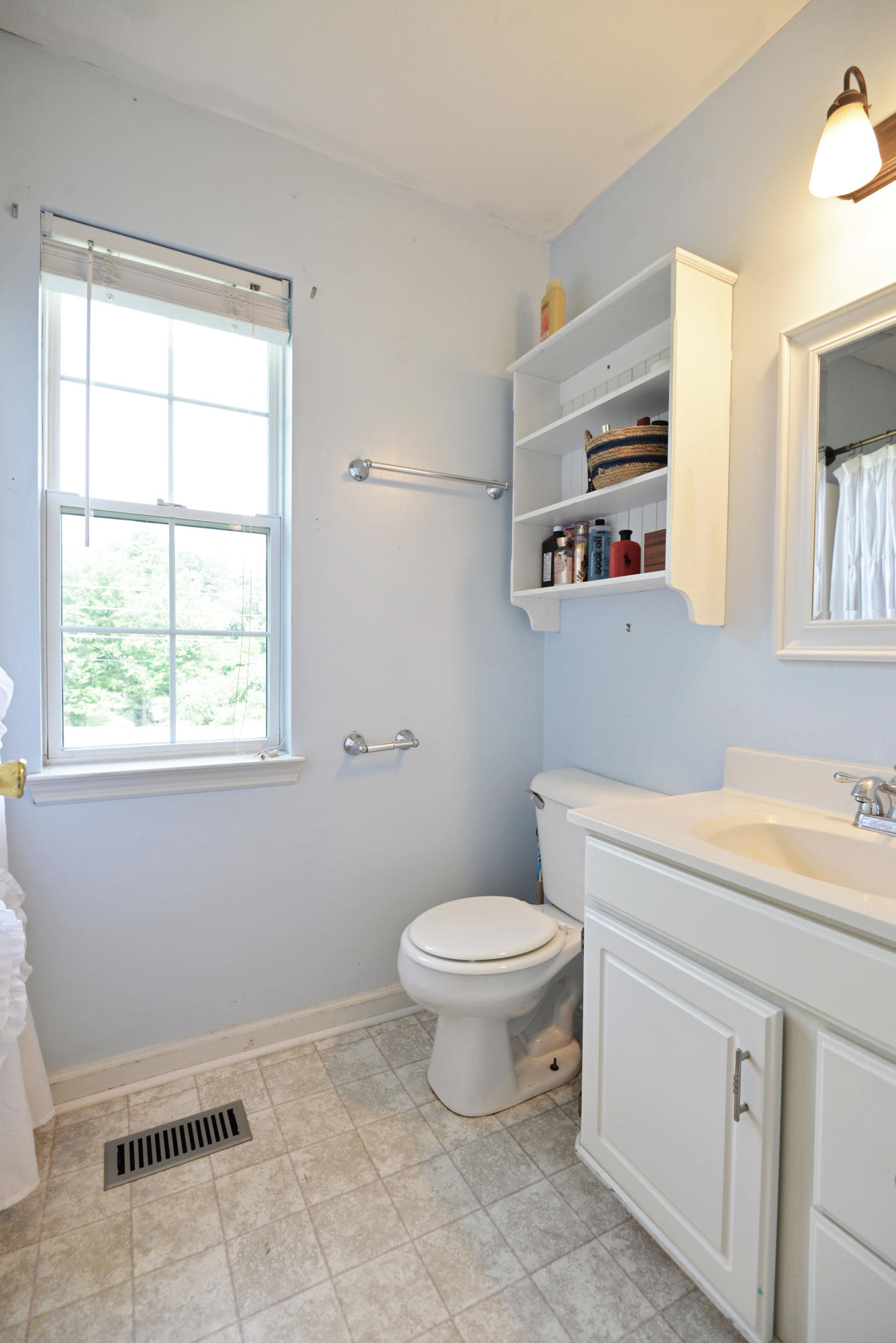 12433 Pendergrass Road Soddy-Daisy, TN 37379 - Photo 14 of 24 Master bath