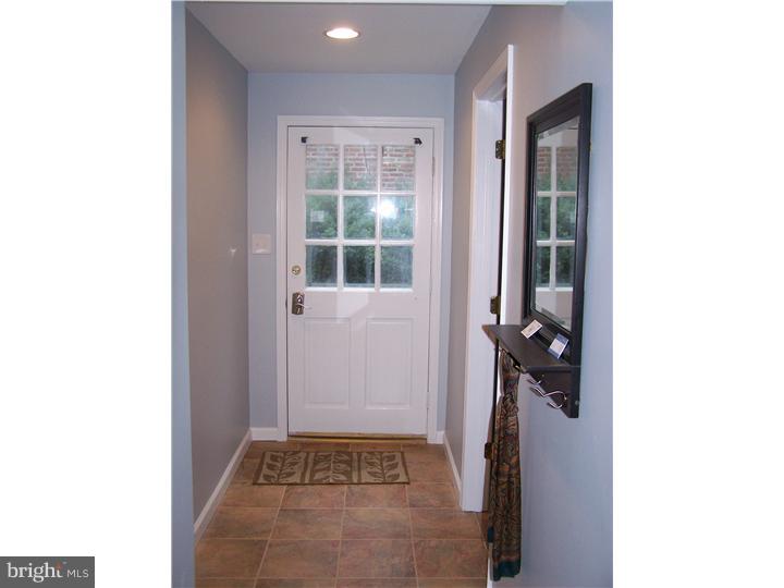 1605 Brookhaven Road Wynnewood, PA 19096 - Photo 18 of 20 Hallway