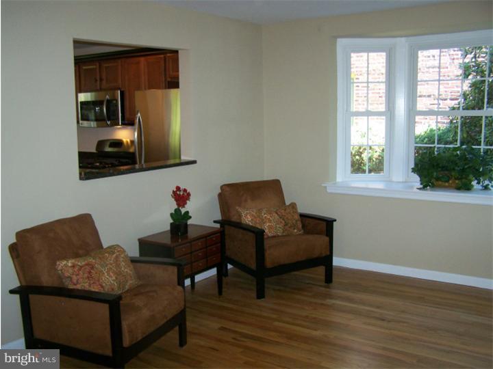 1605 Brookhaven Road Wynnewood, PA 19096 - Photo 8 of 20 Living Room
