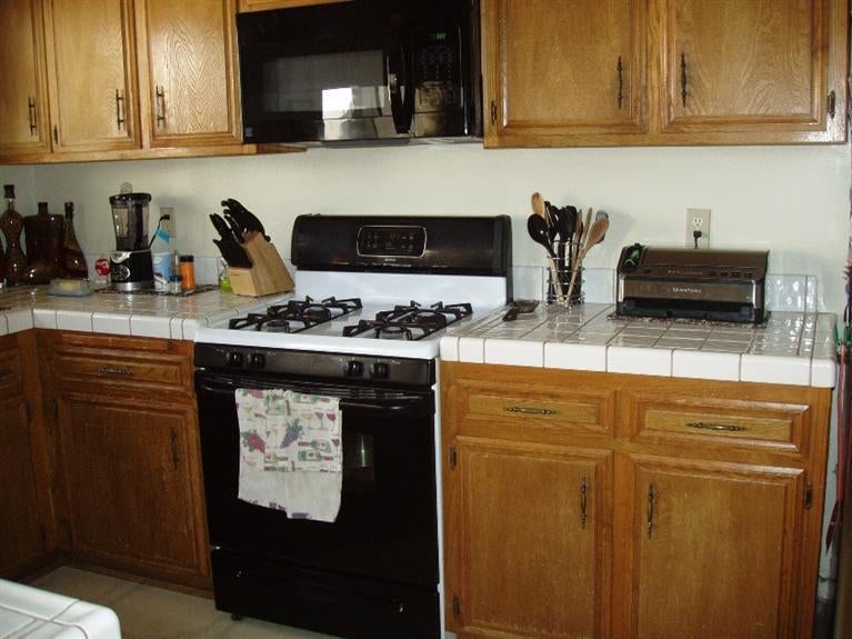 1272 El Rancho Drive Tehachapi, CA 93561 - Photo 15 of 22 Gallery Image 15