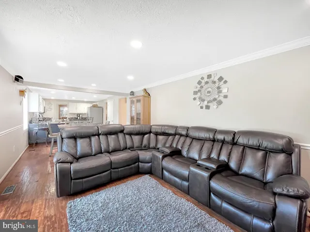 $3,450 | 8120 Cambourne Court, Derwood, MD 20855