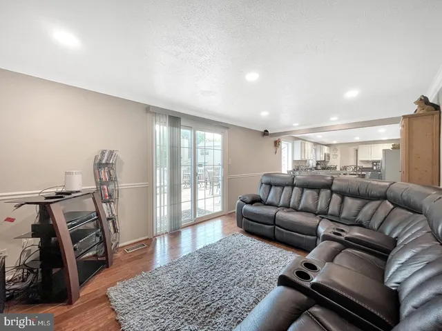 $3,450 | 8120 Cambourne Court, Derwood, MD 20855